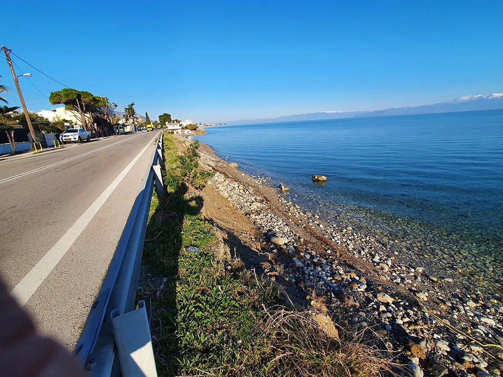 Ξεκίνησαν τα έργα για την αντιδιαβρωτική προστασία στον Κορινθιακό Κόλπο