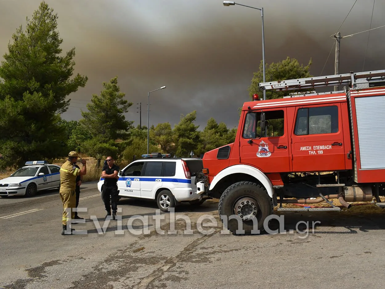 Πύρινη κόλαση στην Βόρεια Εύβοια