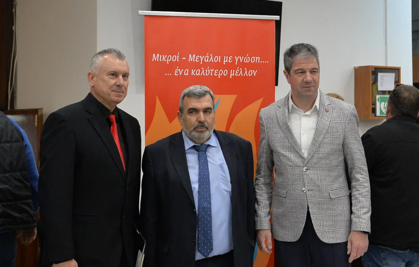 «Πυροσβεστική Παιδεία»: Το νέο βιβλίο του Κωνσταντίνου Γραφάκου για την αυτοπροστασία, την πρόληψη και την ανάγκη αντίληψης του κινδύνου από τις πυρκαγιές