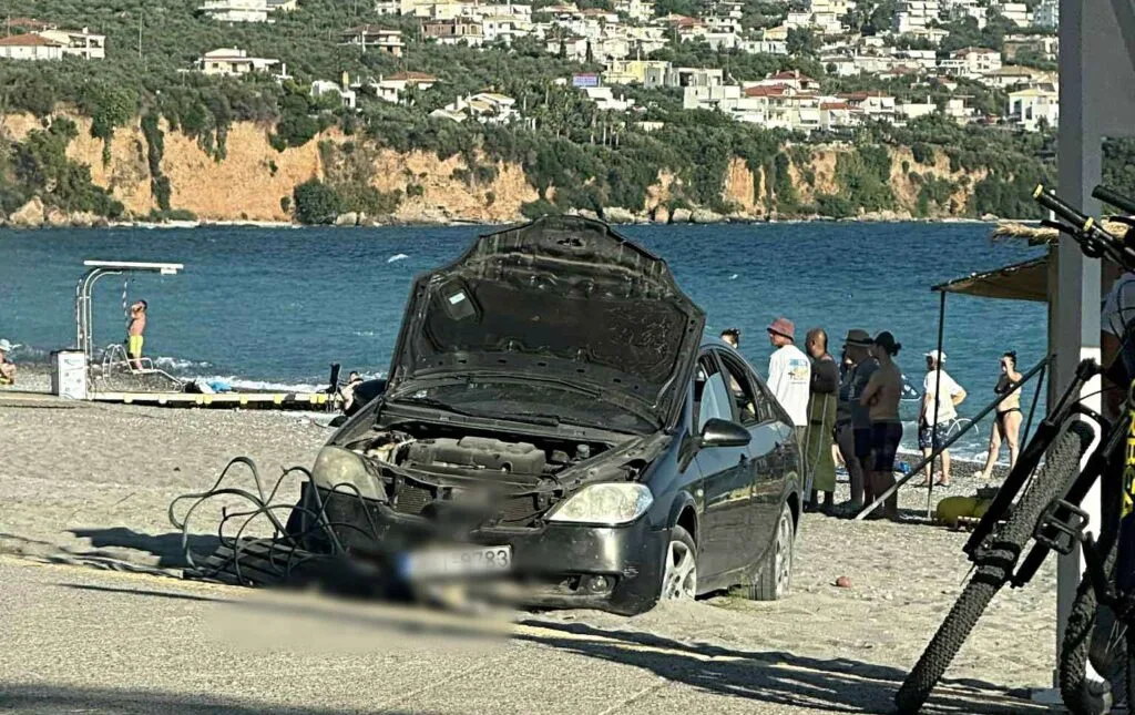 Καλαμάτα: Σοβαρό τροχαίο στην οδό Ναυαρίνου – Τραυματίστηκε πεζή