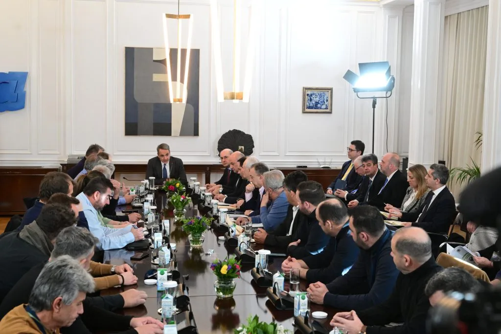 Μητσοτάκης σε αγρότες: Να δούμε τι περιθώρια βελτίωσης υπάρχουν – Τις εξελίξεις τις διαμορφώνουν οι παρόντες, όχι οι απόντες