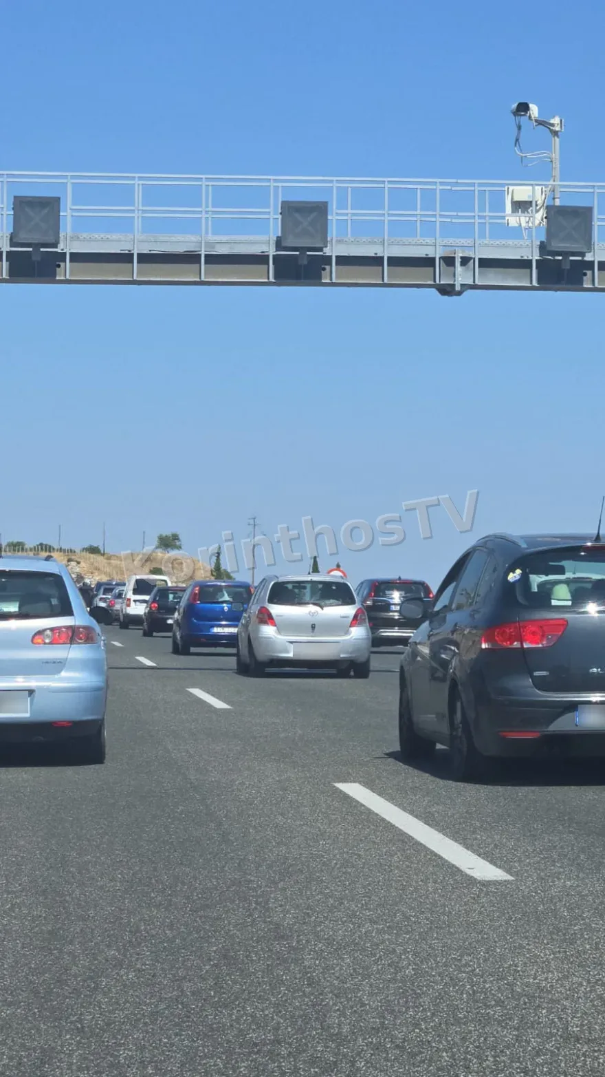 Κίνηση τώρα: Χαμηλές ταχύτητες στην Αθηνών - Κορίνθου, μποτιλιαρίσματα από τους Αγίους Θεοδώρους μέχρι τα Μέγαρα
