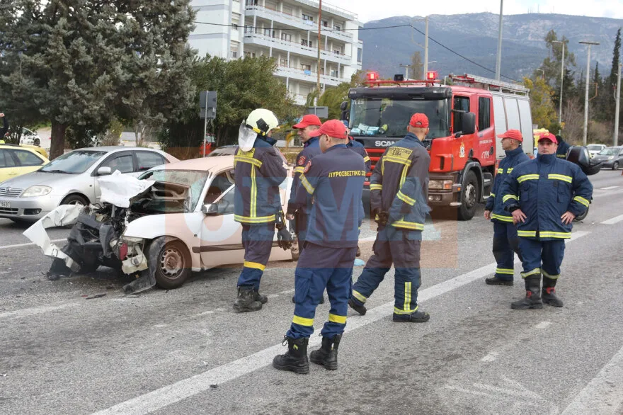 Οικογενειακή τραγωδία στην Κατεχάκη: Νεκροί μητέρα, πατέρας και γιος στην καραμπόλα - Έξι συνολικά οι τραυματίες