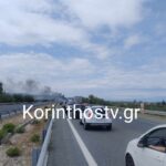 Κόρινθος: Φωτιά ξέσπασε σε φορτηγάκι εν κινήσει στην εθνική οδό Κορίνθου – Πατρών –  έχει διακοπεί η κυκλοφορία των οχημάτων (video-φώτο)