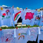 Τα «μπλουζάκια της Ευτυχίας» απλώθηκαν στο Βραχάτι και στήριξαν τη «Φλόγα» (εικόνες)