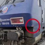 Λάρισα: Μηχανές τρένων συγκρούστηκαν σε σιδηροδρομικό σταθμό (video)
